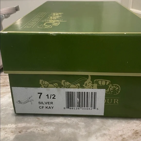 Coach and Four Women's Silver Slingback Heels - Picture 7 of 9